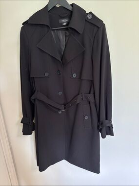 Plus-size Black Single-Breasted Medium weight Trench Coat with Belt